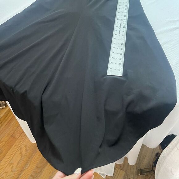 Vera Wang Black Cut Out Cocktail Dress Size 2 - Picture 6 of 7